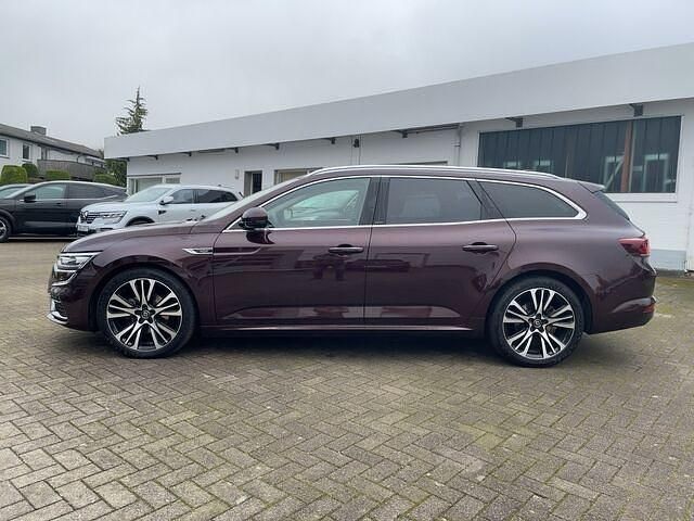 Gebraucht Renault Talisman GrandTour Bose Edition 158 PS (116 kW) 2021 Rot Kombi