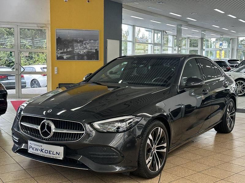 Grafitgrau metalliclack (metallic) Gebraucht 2024 Mercedes C220 Avantgarde Limousine | 45.999 € (Teuer) - Bild 1/4