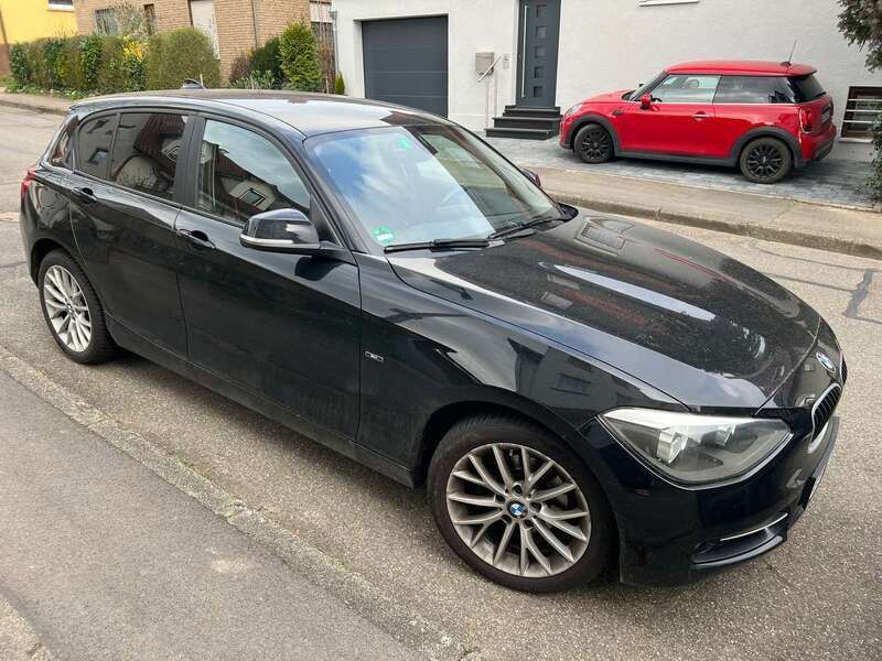 Schwarz Gebraucht 2014 BMW 116 Sport Line Kleinwagen | 8.900 € (Fairer Preis) - Bild 1/4