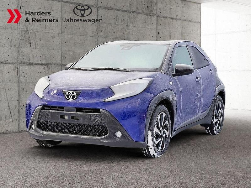 Neu Toyota Aygo X 72 PS (52 kW) 2025 Juniper blue SUV