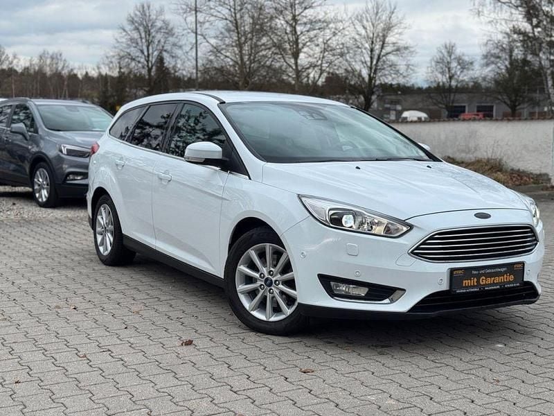 Gebraucht Ford Focus Titanium 150 PS (110 kW) 2014 Weiß Limousine