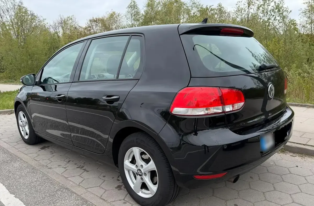 Brugt VW Golf VI 105 HK (77 kW) 2011 Sort Hatchback
