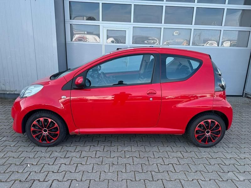 Gebraucht Citroën C1 68 PS (50 kW) 2011 Rot Kleinwagen