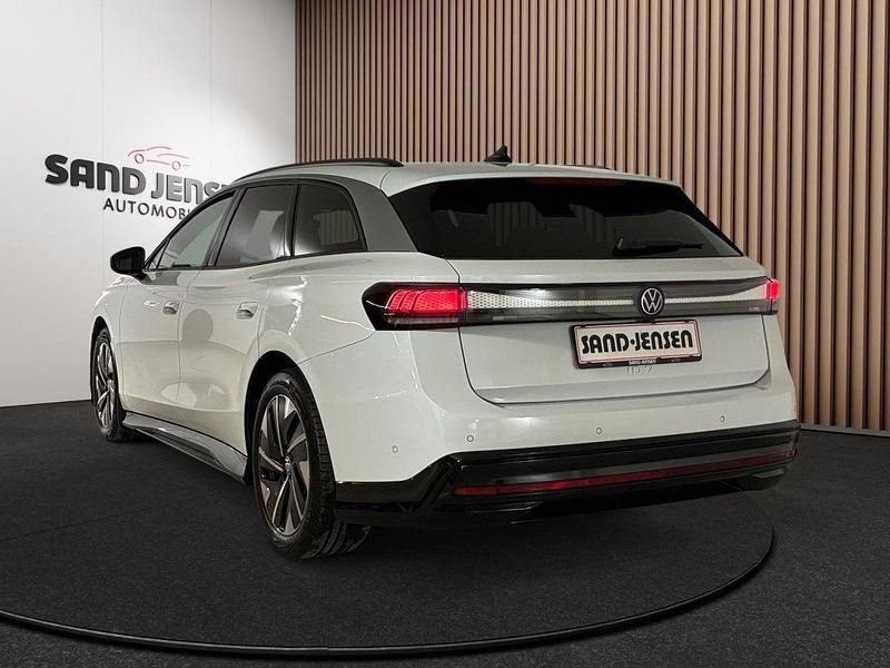 Gebraucht VW ID.7 210 kW (286 PS) 2024 Glacierweiss metallic