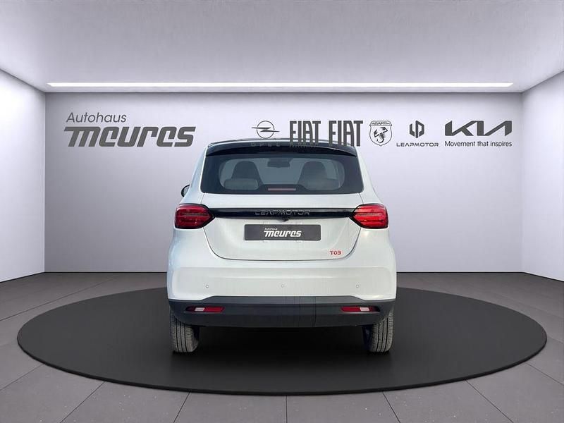 Neu Leapmotor T03 69 kW (95 PS) 2025 Weiss Kleinwagen
