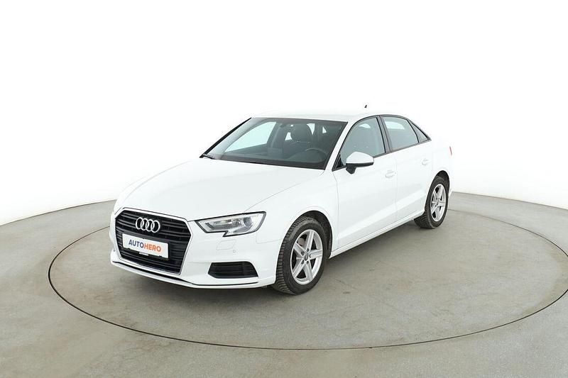 Gebraucht Audi A3 2019 Weiß Limousine
