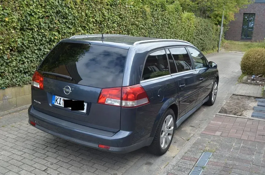 Gebraucht Opel Vectra 250 PS (183 kW) 2008 Blau Limousine