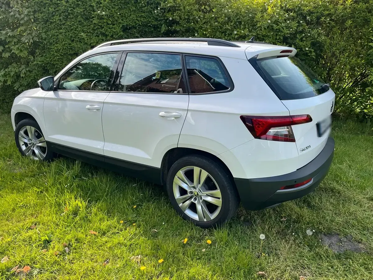 Gebraucht Skoda Karoq 150 PS (110 kW) 2019 Weiß SUV