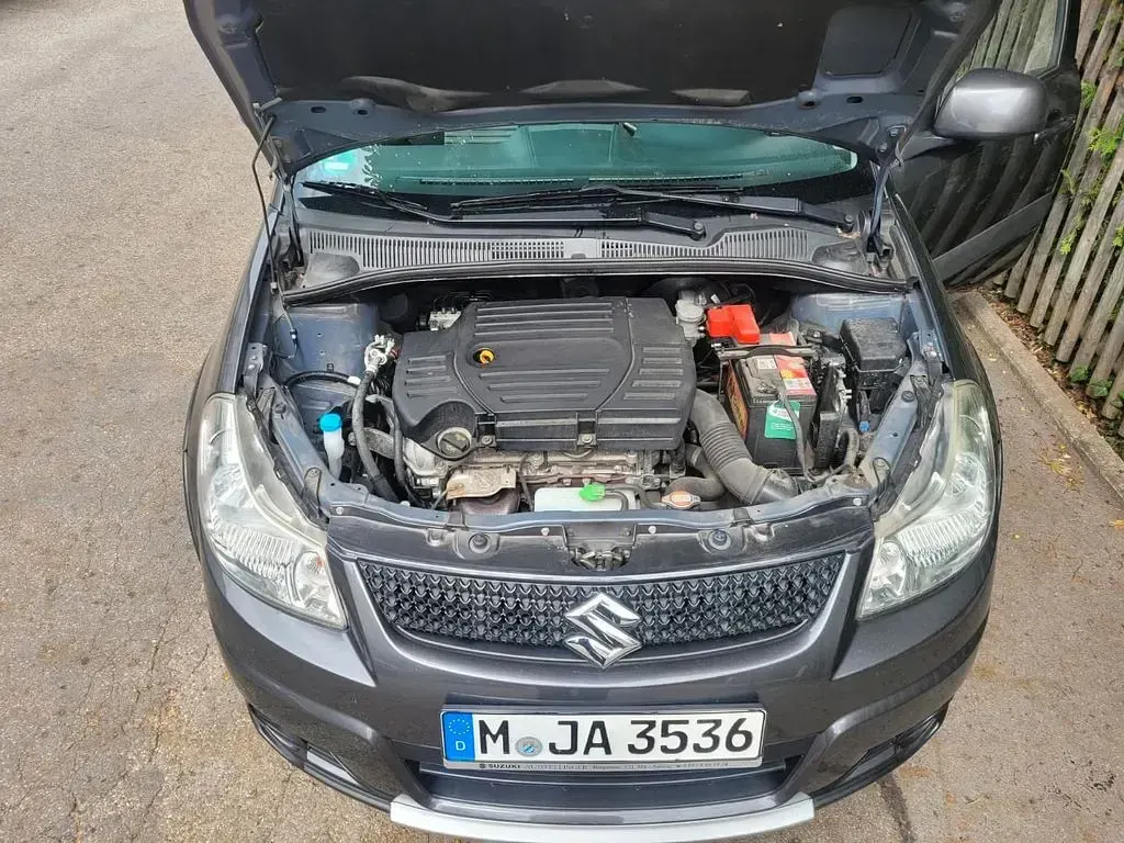 Gebraucht Suzuki SX4 Comfort 120 PS (88 kW) 2011 Limousine