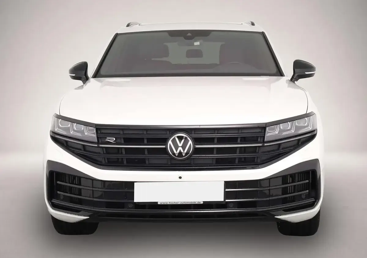 Gebraucht VW Touareg R 462 PS (339 kW) 2024 Manufacturer SUV