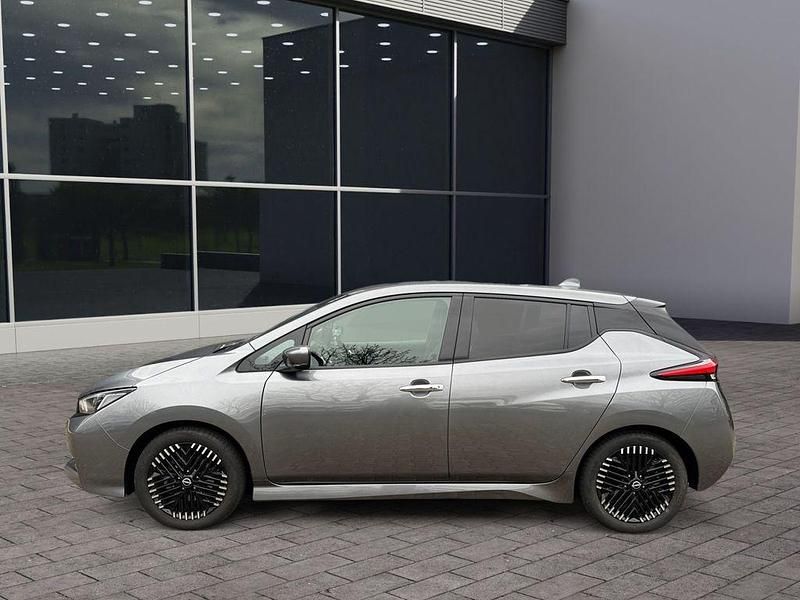 Gebraucht Nissan Leaf Tekna 110 kW (150 PS) 2023 Grau Kleinwagen