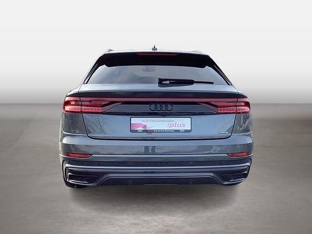 Gebraucht Audi Q8 S-Line 286 PS (210 kW) 2022 Grau SUV