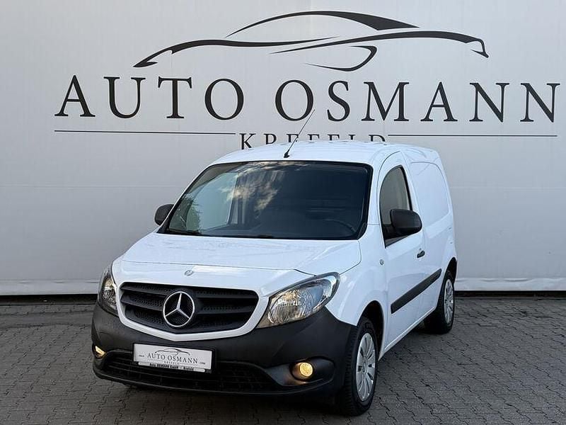 Gebraucht Mercedes Citan 109 90 PS (66 kW) 2019 Weiß Van / Kleinbus