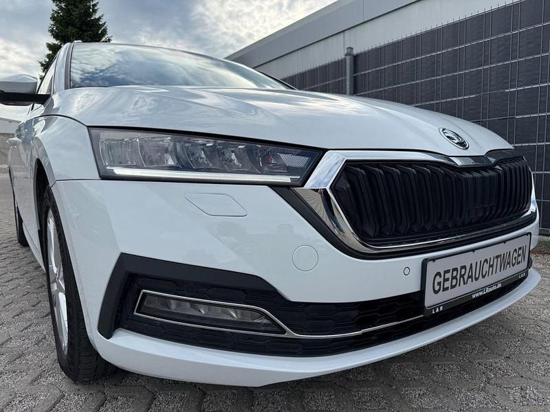 Gebraucht Skoda Octavia 150 PS (110 kW) 2021 Weiß Limousine