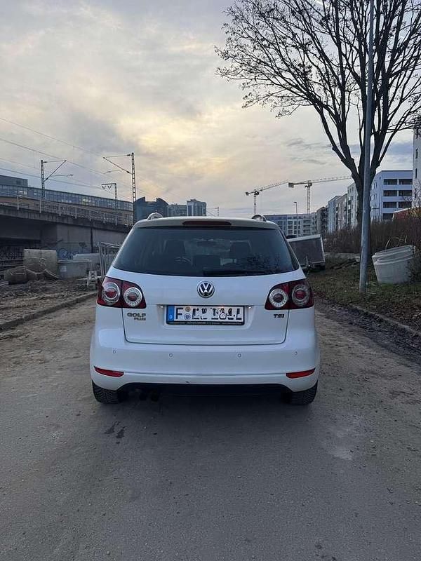 Gebraucht VW Golf VI Team 122 PS (89 kW) 2010 Kleinwagen