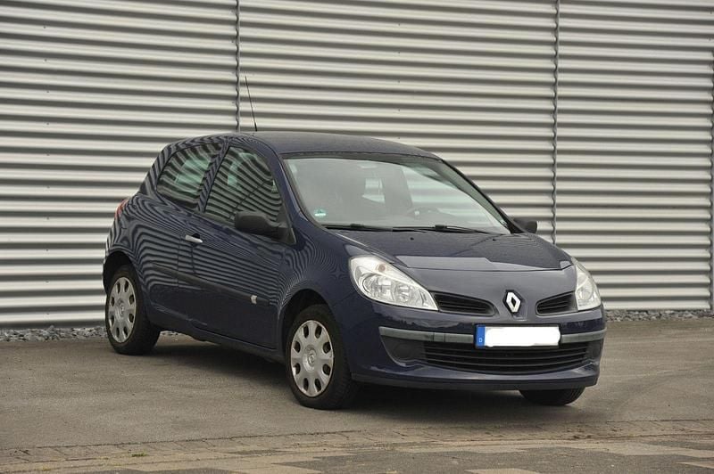 Blau Gebraucht 2008 Renault Clio III Extreme Limousine | 1.950 € (Fairer Preis) - Bild 1/4