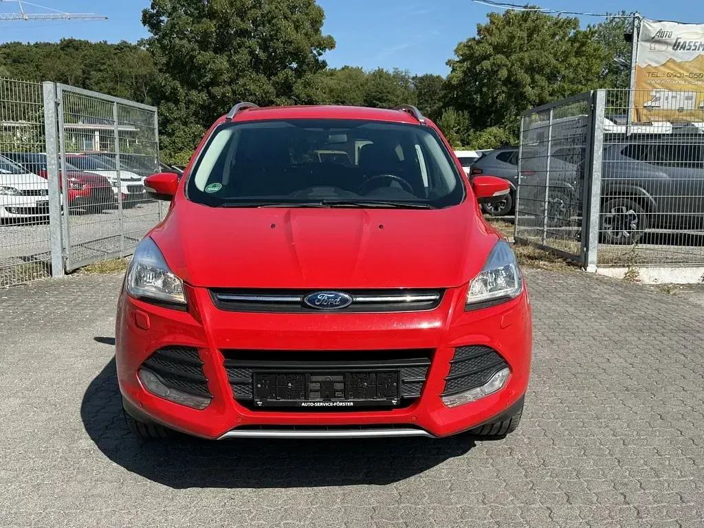 Gebraucht Ford Kuga 150 PS (110 kW) 2014 Rot SUV