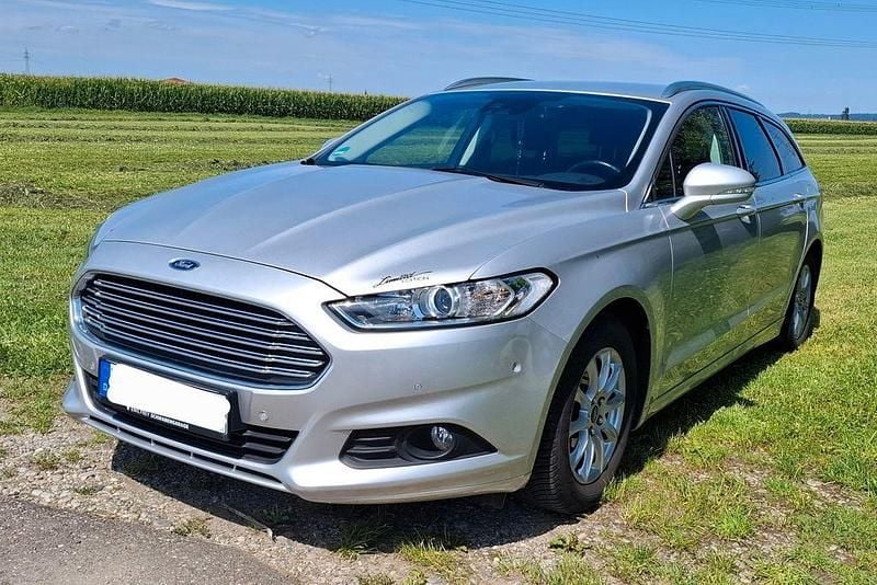 Silber Gebraucht 2018 Ford Mondeo Business Edition Limousine | 15.990 € (Fairer Preis) - Bild 1/4