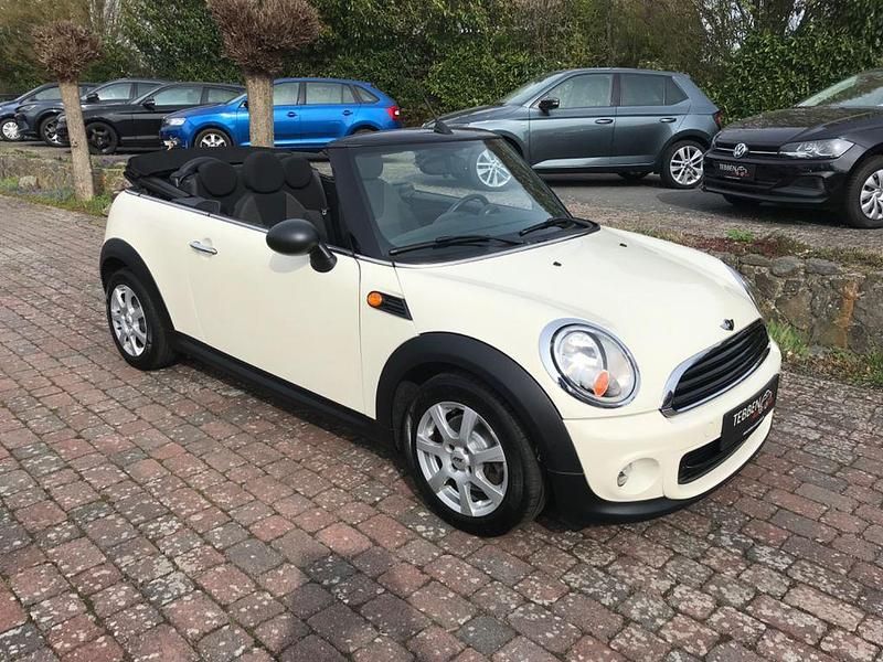 Gebraucht Mini ONE 98 PS (72 kW) 2015 Weiß Kleinwagen
