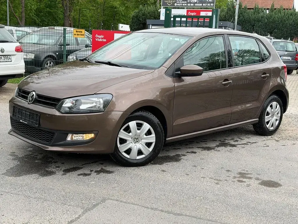Gebraucht VW Polo Trendline 60 PS (44 kW) 2013 Braun Kleinwagen