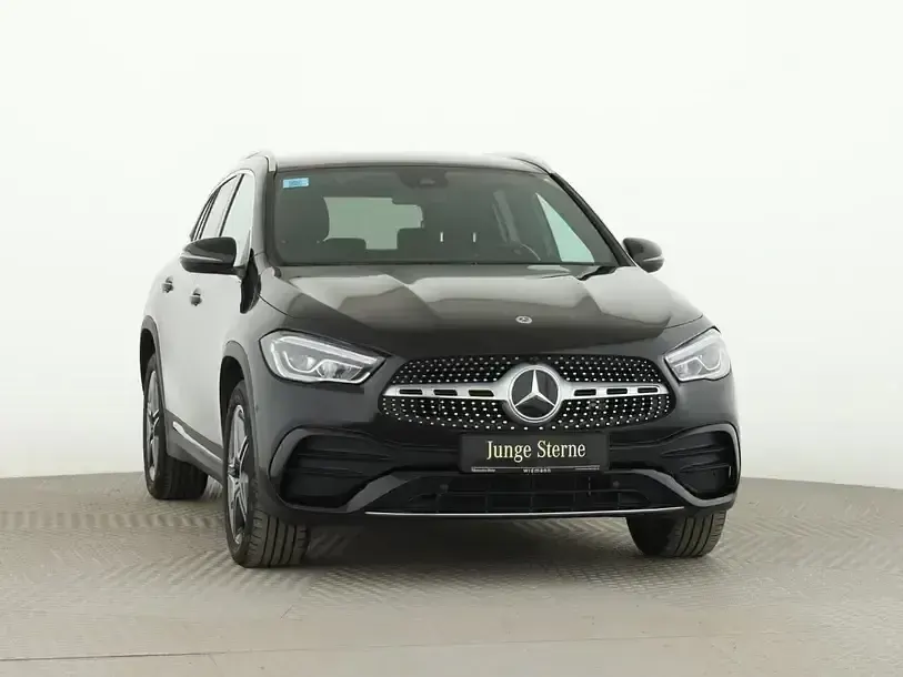 Gebraucht Mercedes GLA250 AMG 218 PS (160 kW) 2021 Unilack nachtschwarz SUV