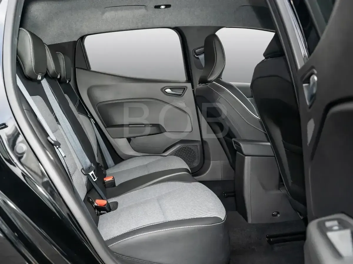 Gebraucht Renault Clio Techno 91 PS (66 kW) 2025 Black pearlschwarz Kleinwagen