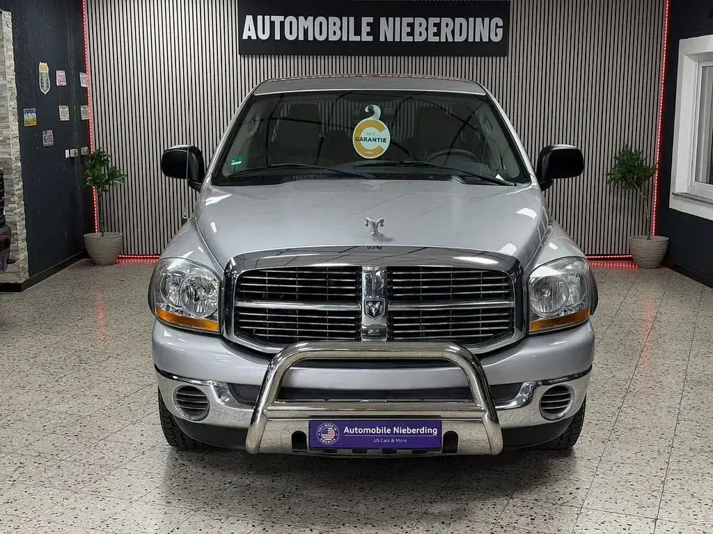 Gebraucht Dodge Ram 349 PS (256 kW) 2006 Silber Pickup