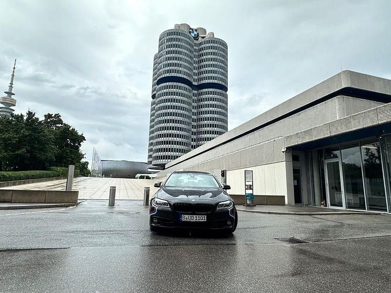 Silber Gebraucht 2014 BMW 535 Performance Kombi | 14.000 € (Fairer Preis) - Bild 1/4