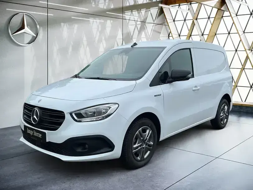 Gebraucht Mercedes eCitan 89 kW (122 PS) 2025 Arktikweiß Van / Kleinbus