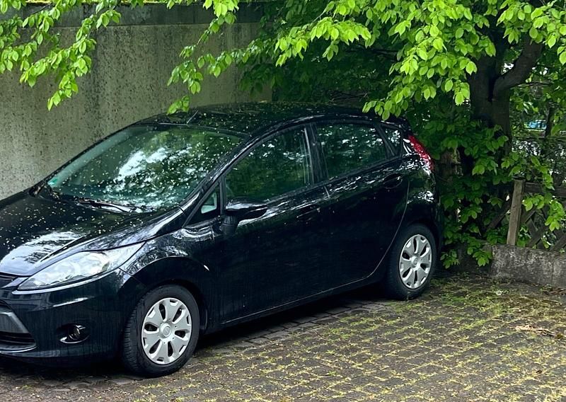 Schwarz Gebraucht 2012 Ford Fiesta Kleinwagen | 3.250 € (Superpreis) - Bild 1/4