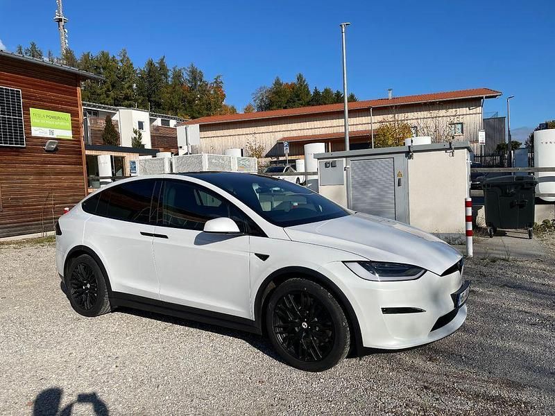Weiß Gebraucht 2022 Tesla Model X Plaid SUV | 79.000 € (Fairer Preis) - Bild 1/4