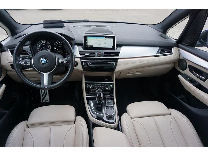 Gebraucht BMW 220 Active Tourer M Sport 192 PS (141 kW) 2018 Blau Van / Kleinbus