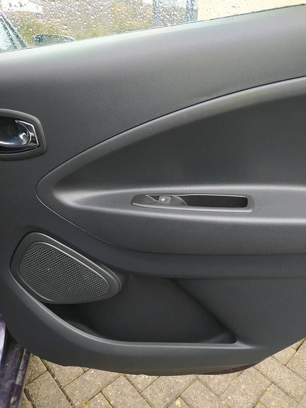 Gebraucht Renault Zoe LIMITED 55 kW (75 PS) 2019 Violet Kleinwagen