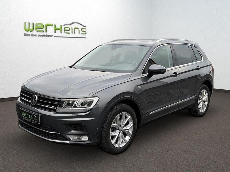 Grau (metallic) Gebraucht 2017 VW Tiguan Highline SUV | 19.950 € (Guter Preis) - Bild 1/4