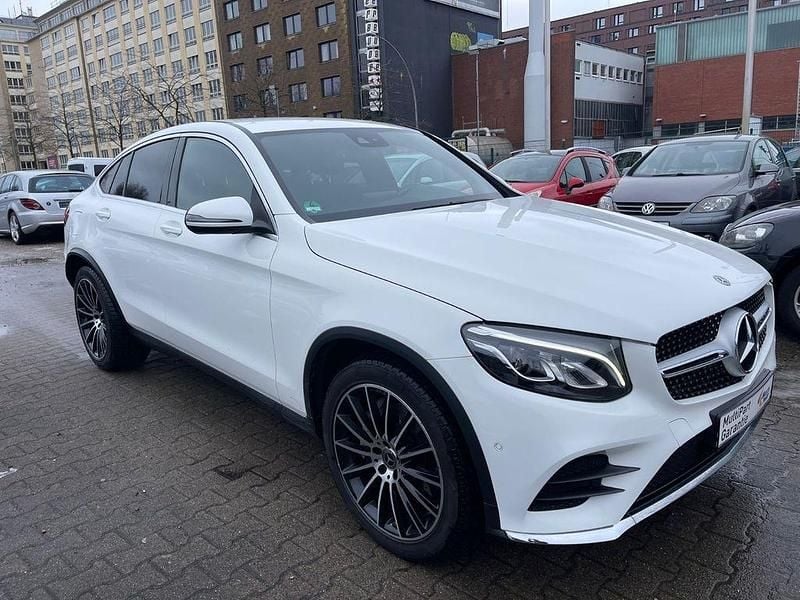Gebraucht Mercedes GLC250 AMG line 211 PS (155 kW) 2017 Weiß Coupé