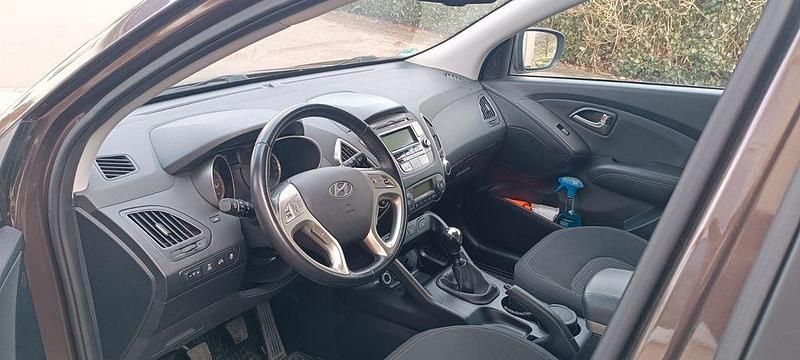 Gebraucht Hyundai ix35 Edition 136 PS (100 kW) 2013 Braun SUV