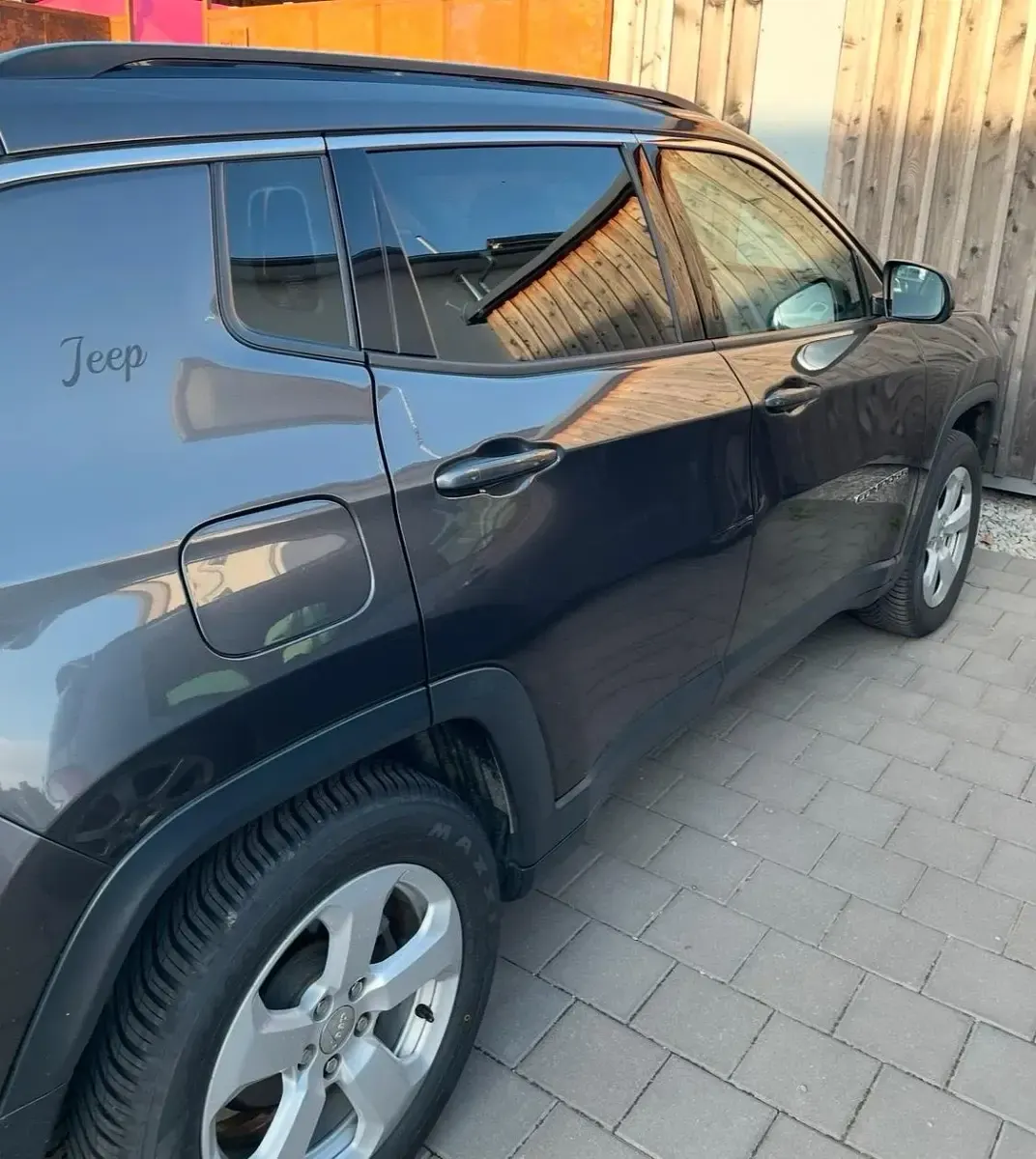 Gebraucht Jeep Compass 140 PS (102 kW) 2019 Braun SUV
