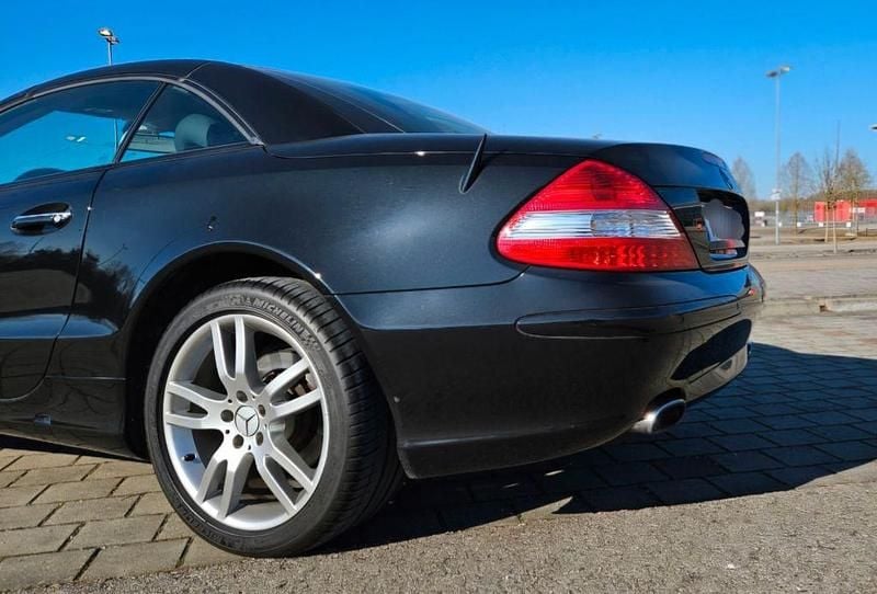 Gebraucht Mercedes SL350 272 PS (200 kW) 2007 Schwarz Cabrio