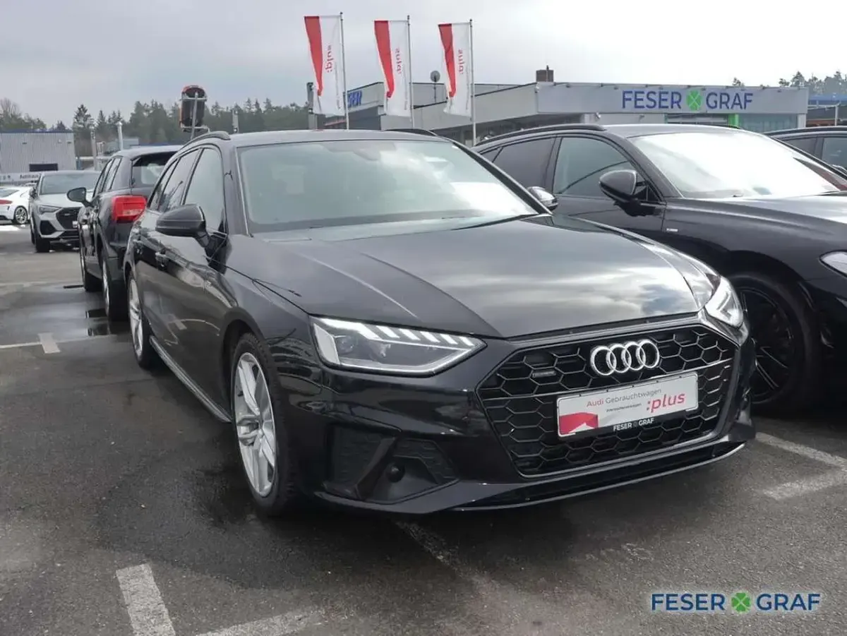 Gebraucht Audi A4 S-Line 265 PS (194 kW) 2023 Mythosschwarz metallic Kombi