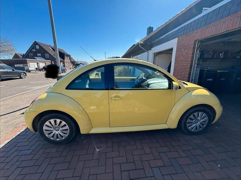 Gebraucht VW New Beetle 75 PS (55 kW) 2005 Gelb Kleinwagen