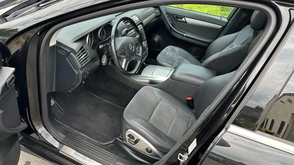 Gebraucht Mercedes R300 Sport 190 PS (139 kW) 2012 Schwarz Kombi
