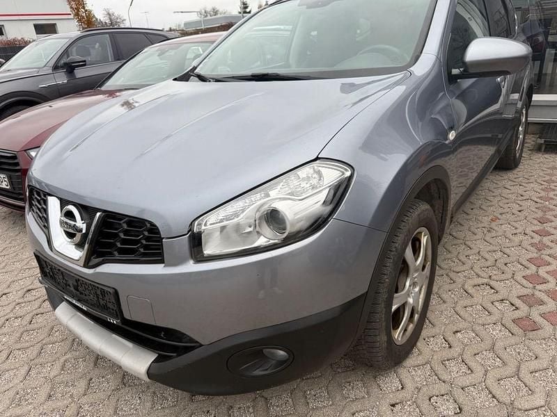 Silber Gebraucht 2010 Nissan Qashqai +2 SUV | 4.200 € (Superpreis) - Bild 1/4