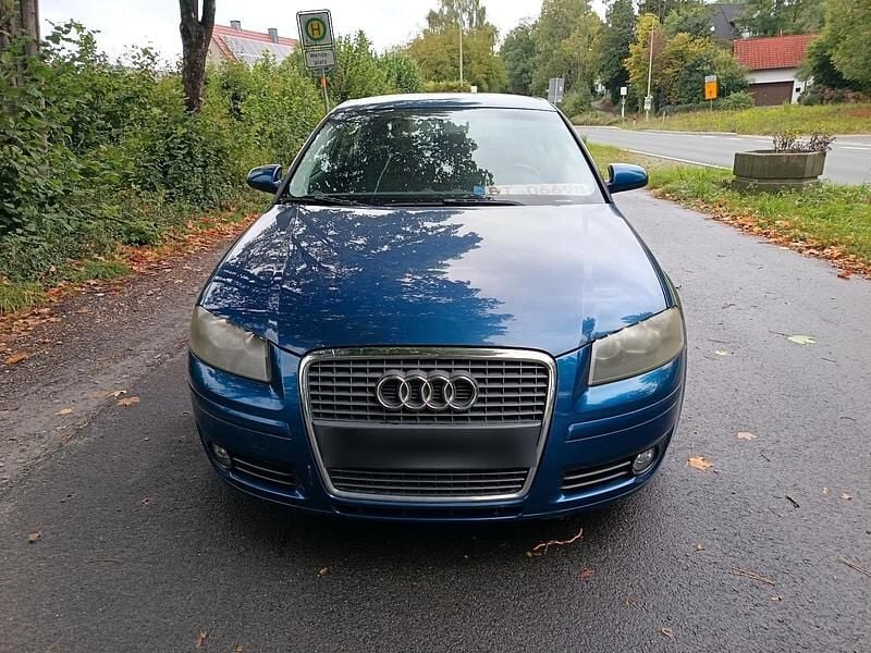 Blau Gebraucht 2005 Audi A3 Limousine | 1.350 € (Superpreis) - Bild 1/4