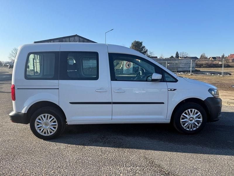 Gebraucht VW Caddy Trendline 110 PS (80 kW) 2017 Weiß Van / Kleinbus