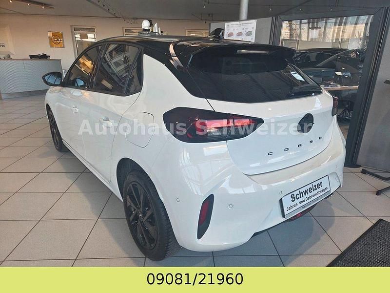 Gebraucht Opel Corsa 101 PS (74 kW) 2024 Weiß Limousine