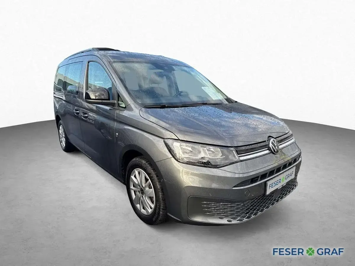 Usata VW Caddy 116 CV (85 kW) 2024 Grigio Monovolume