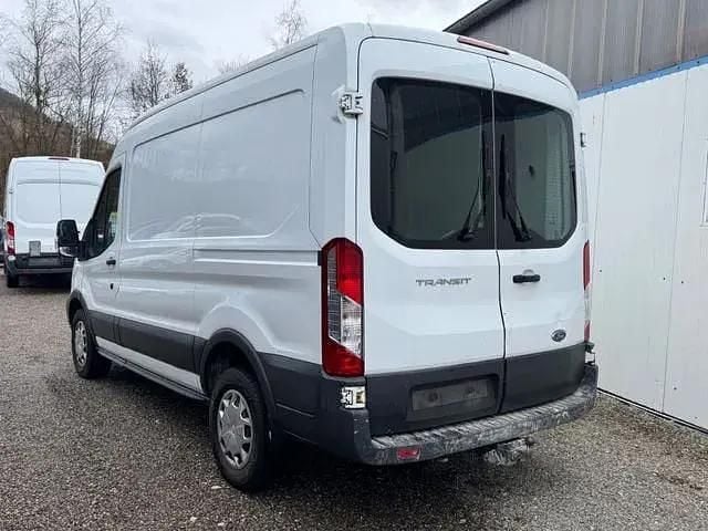 Second-hand Ford Transit Trend 170 CP (125 kW) 2017 Alb Monovolum