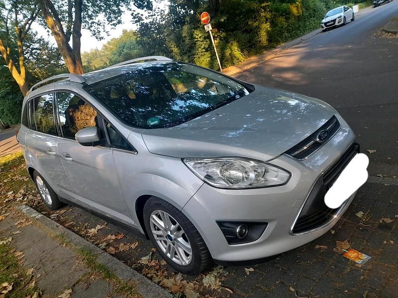 Gebraucht Ford Grand C-Max 116 PS (85 kW) 2012 Silber Van / Kleinbus