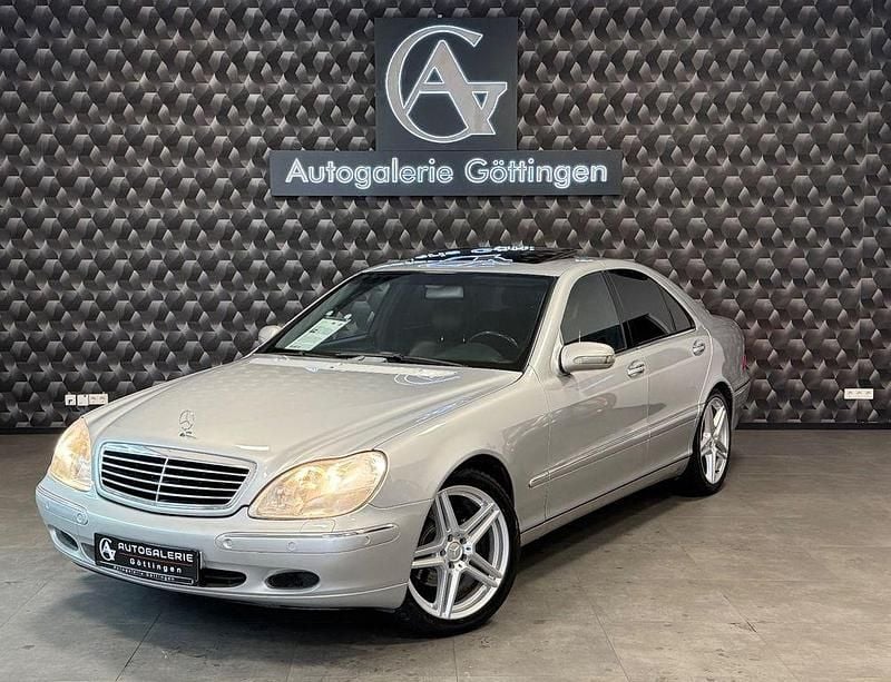 Usata Mercedes S320 224 CV (164 kW) 2001 Argento Berlina