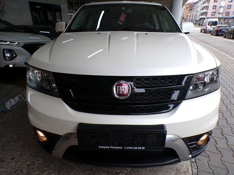 Gebraucht Fiat Freemont Cross 170 PS (125 kW) 2015 Colore esterno (bianco perla) SUV